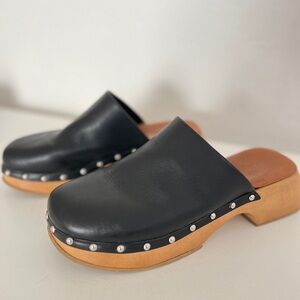 Musse & Cloud Regy Clog in Black